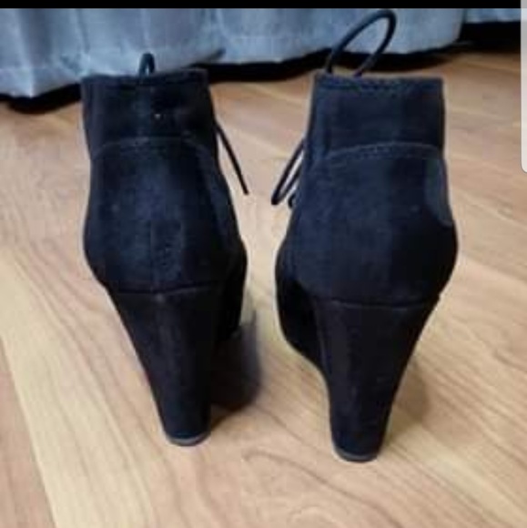 Black suede booties! - Picture 4 of 4